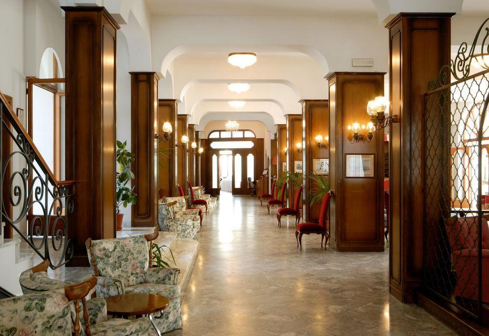 Grand Hotel Excelsior 산베네데토델트론토 외부 사진