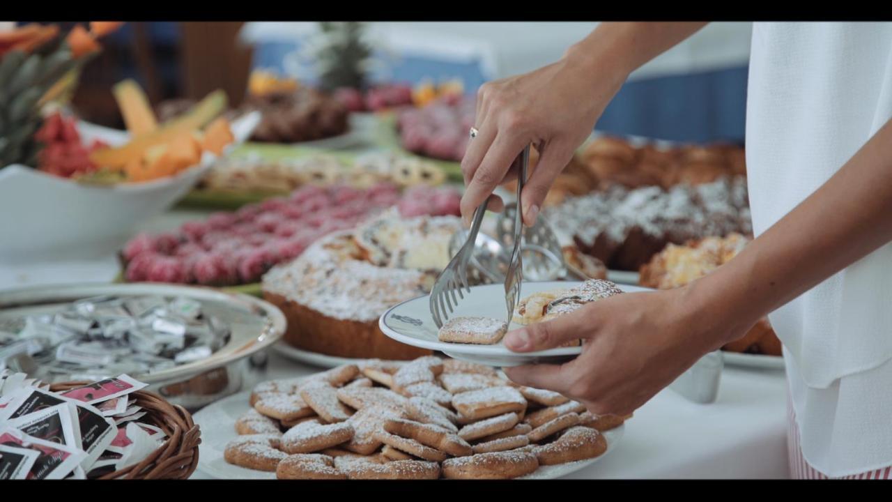 Grand Hotel Excelsior 산베네데토델트론토 외부 사진